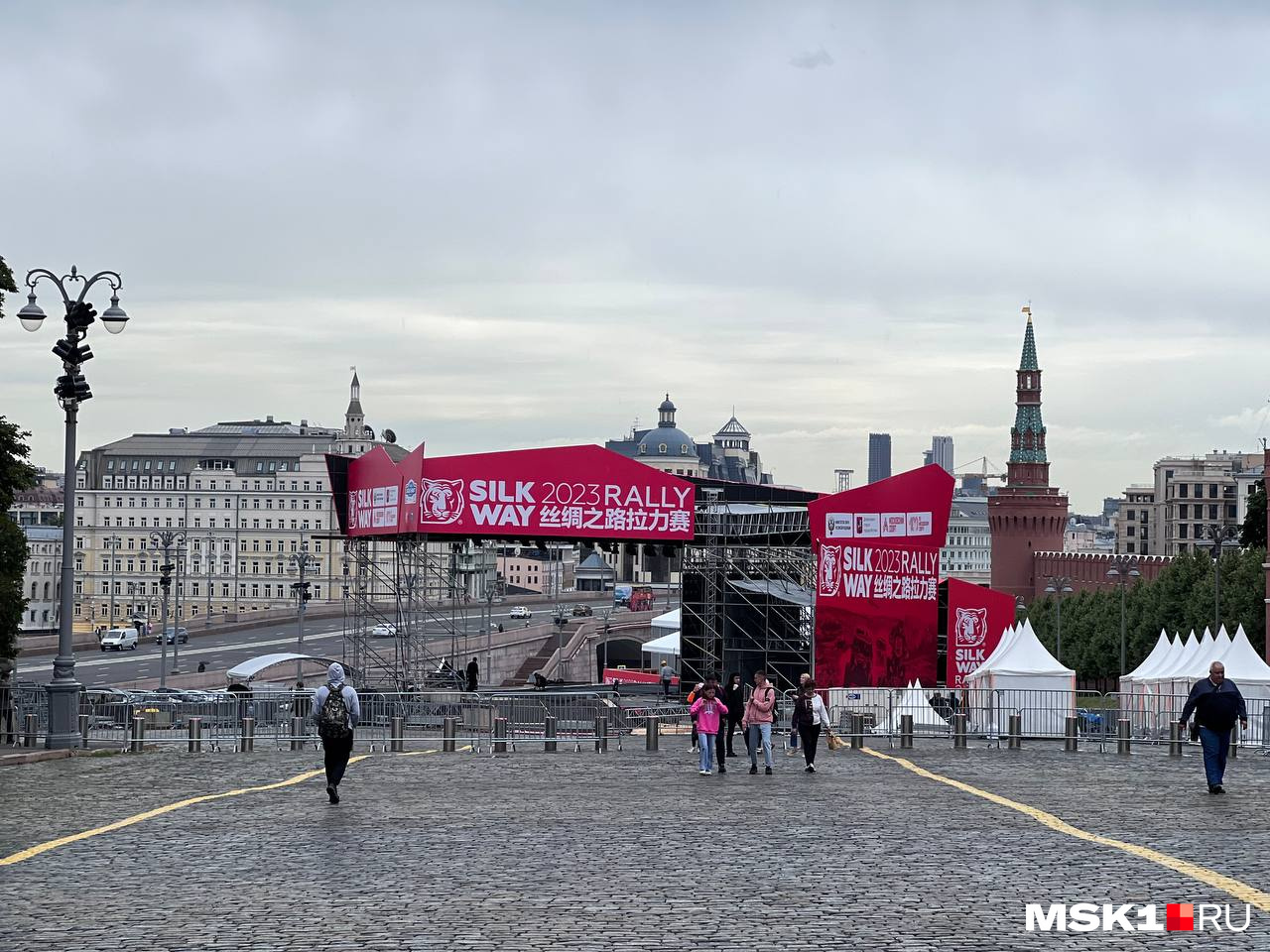 Почему перекрыта красная площадь. Красная площадь. Как выглядит красная площадь. Москва красная площадь фото. Фотографии красной площади.