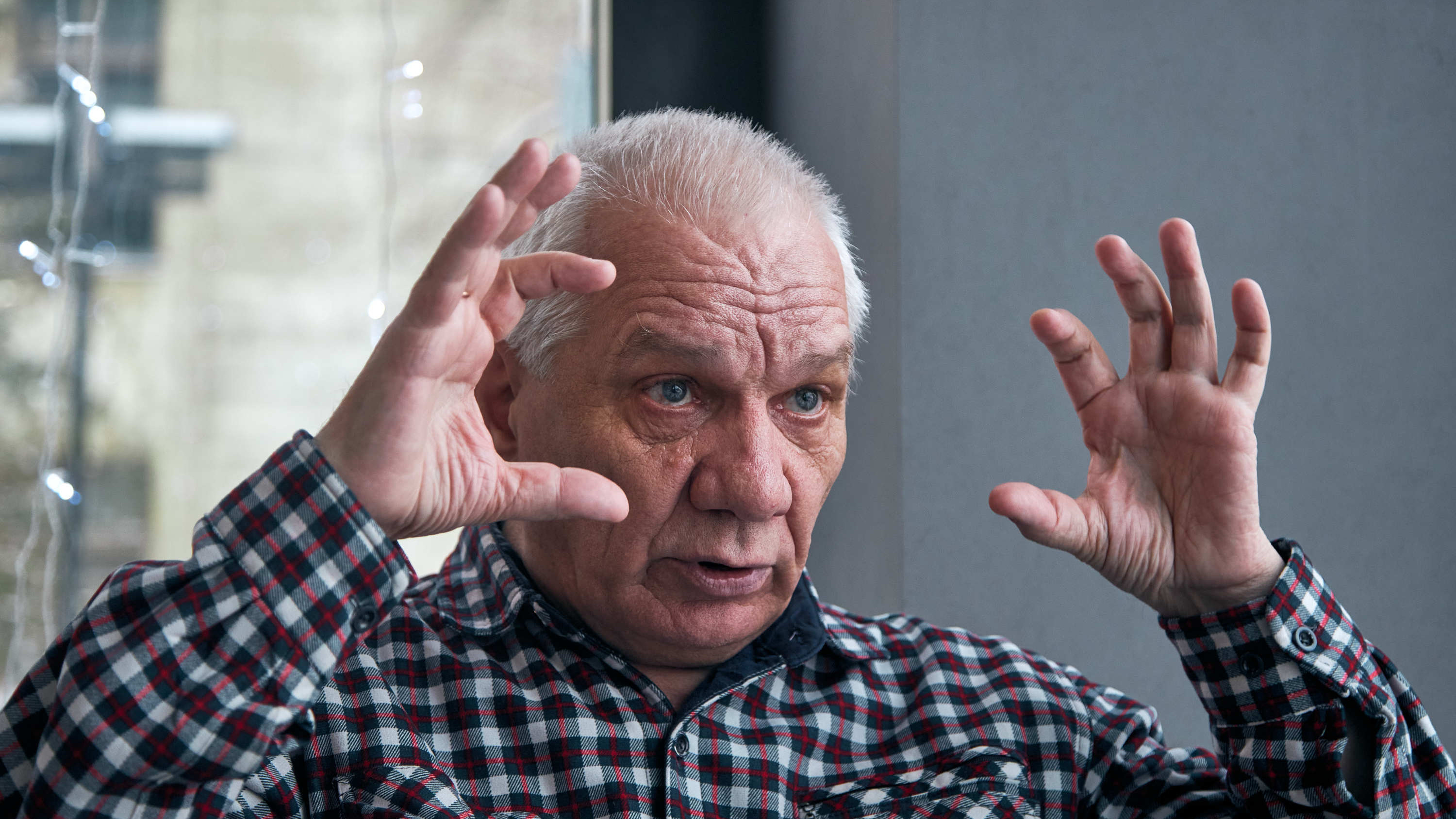«Жириновский был великолепный!»: самарский фотограф откровенно рассказал о съемках ВИП-персон в 90-е и сейчас