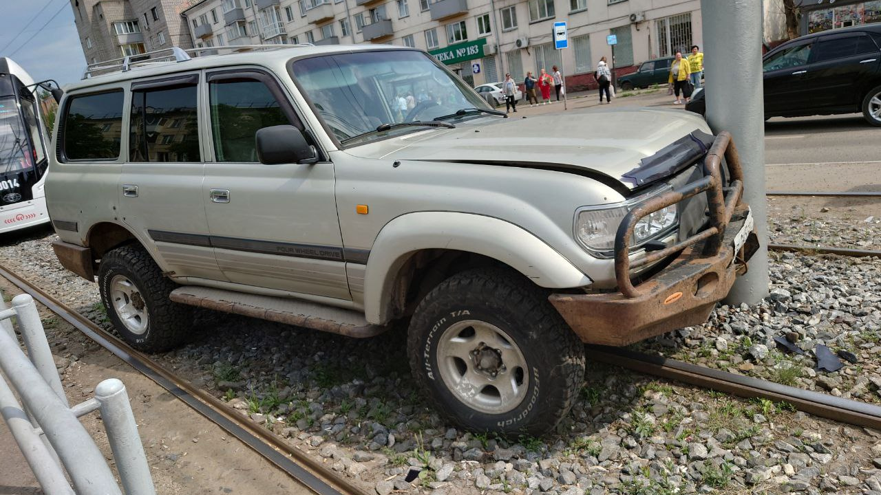 «Поступил по-человечески»: на Красрабе красноярец спас водителя, которому стало плохо