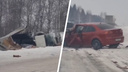 «Лоб в лоб»: грузовик столкнулся с машиной на трассе в сторону Новосибирска