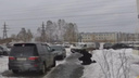 Мужчина с ножом напал на прохожих в Новосибирске — у одного он забрал пачку сливок