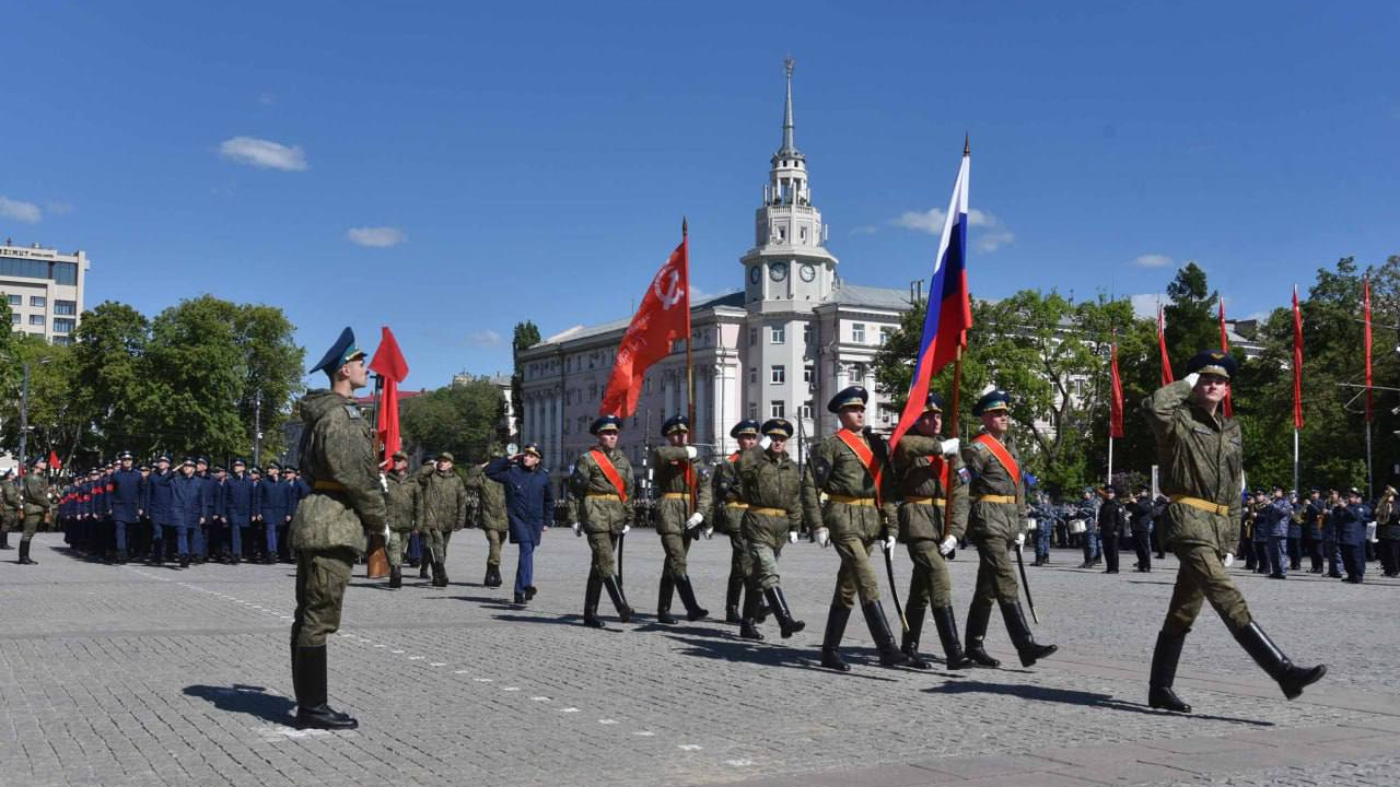 Власти пока не решили, пройдет ли в Воронеже парад Победы