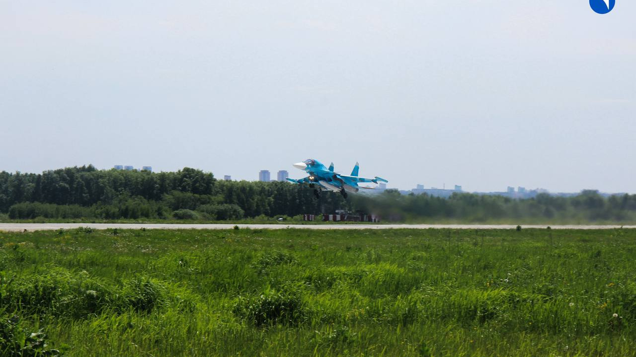 ВКС России получили партию бомбардировщиков Су-34, которые изготовили в Новосибирске