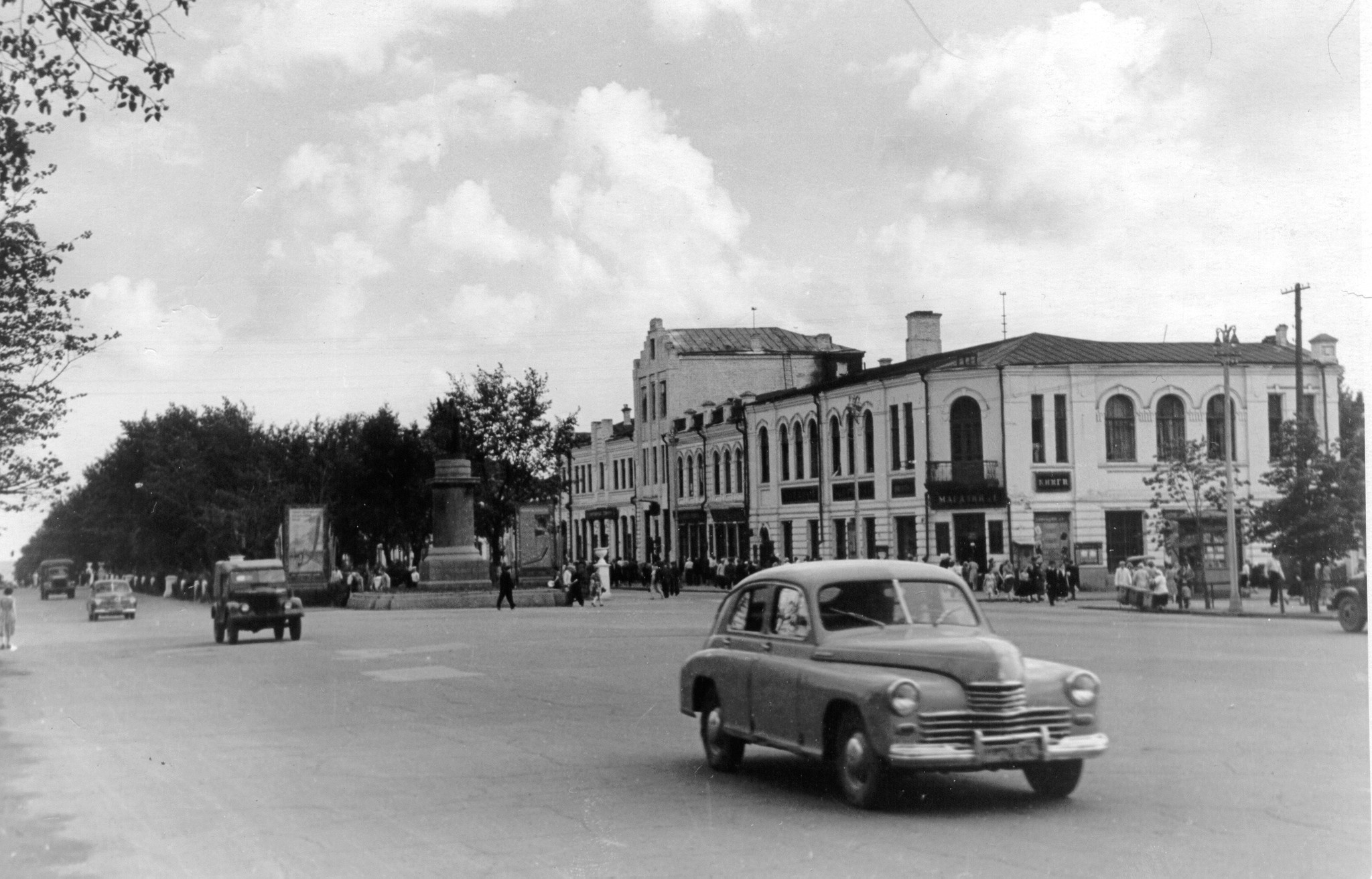 Красный проспект в 1960-х годах