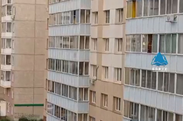 Время пострелять. Неизвестный устроил пальбу из травмата с балкона в Красноярске