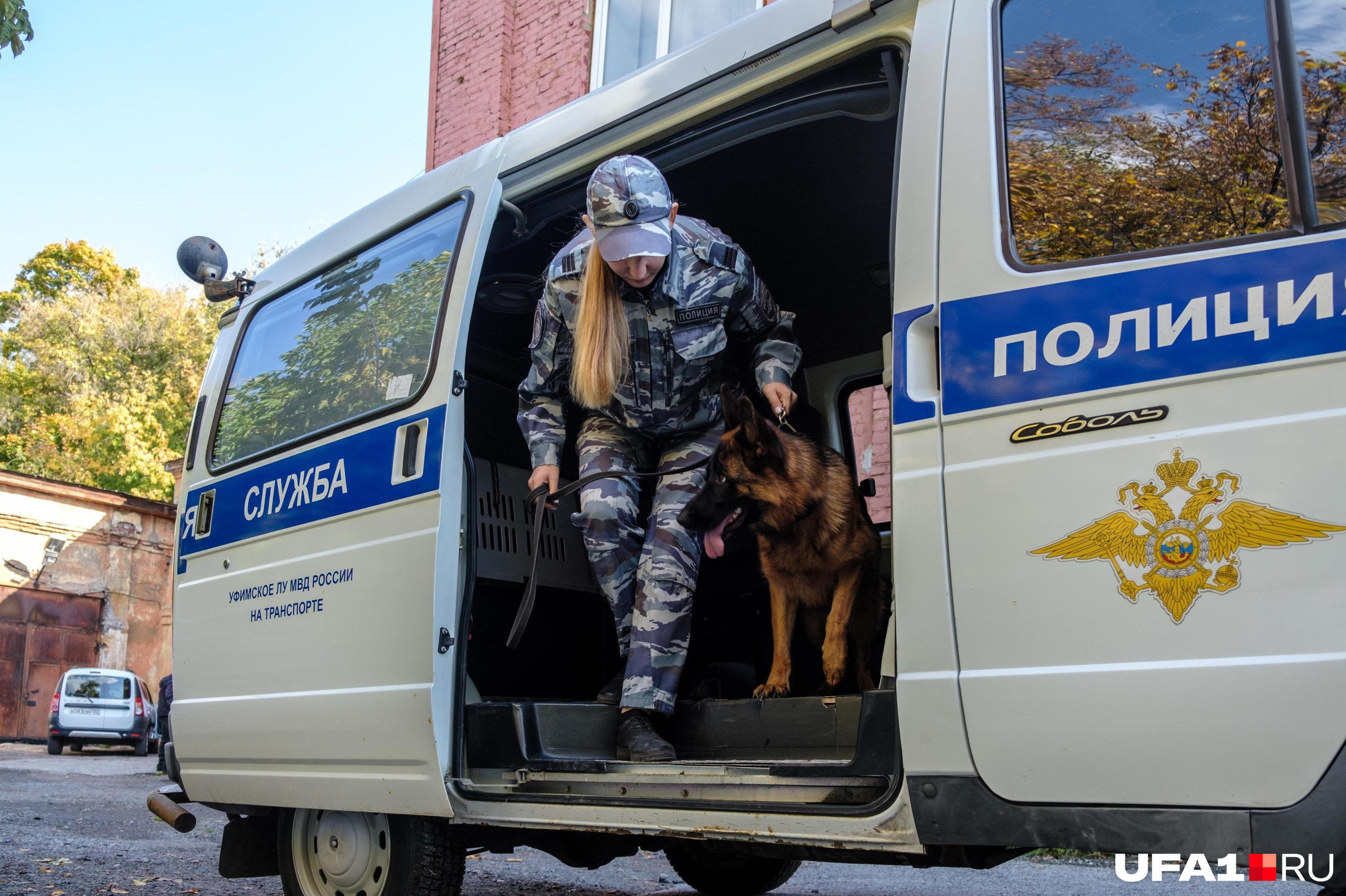 «Нашли черный пакет»: пассажиров и персонал автовокзала Кемерова срочно эвакуировали из-за сообщения о бомбе