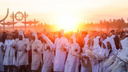 Якутяне встретили восход солнца на «Ысыахе Туймаады»