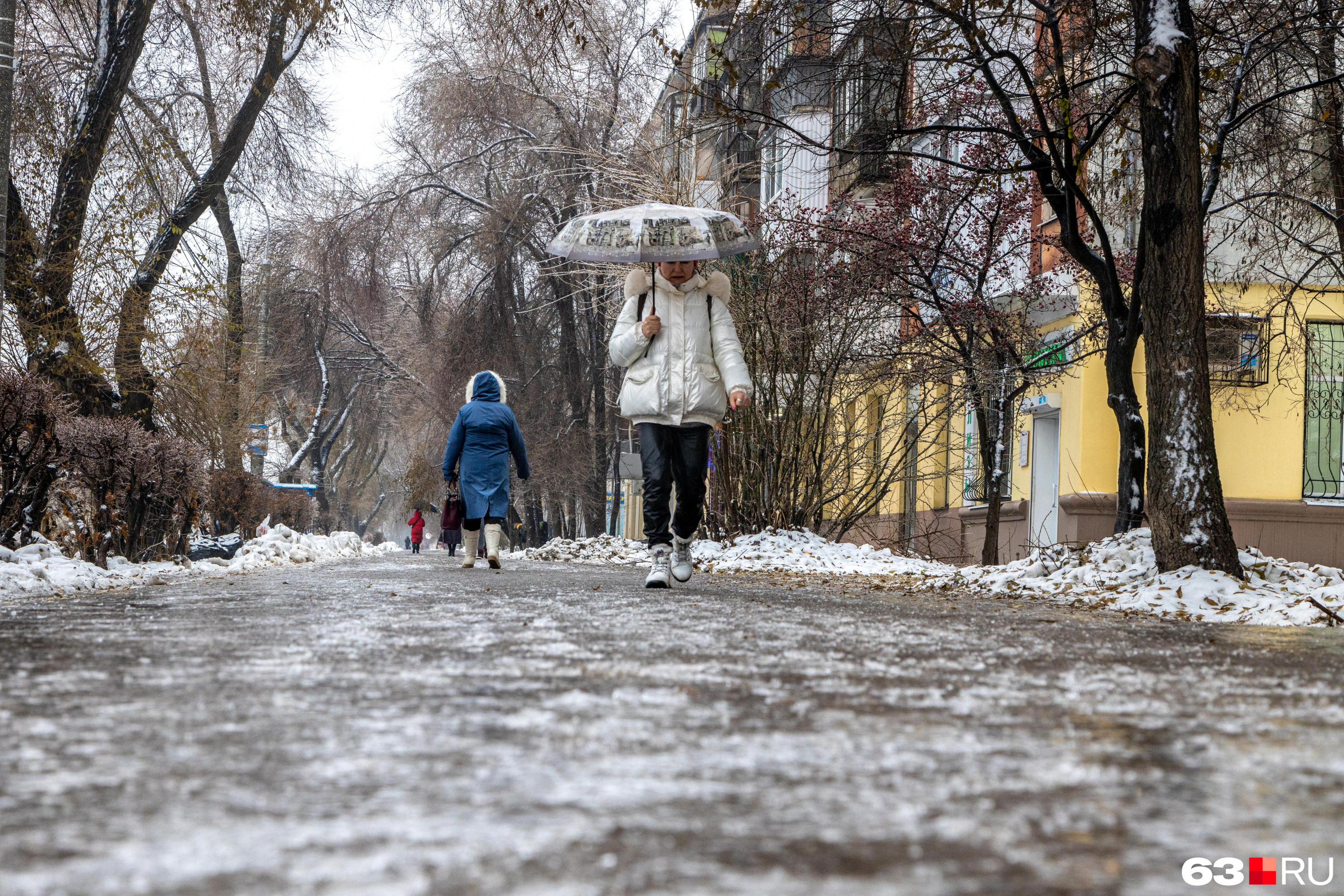 Села на улицу писать