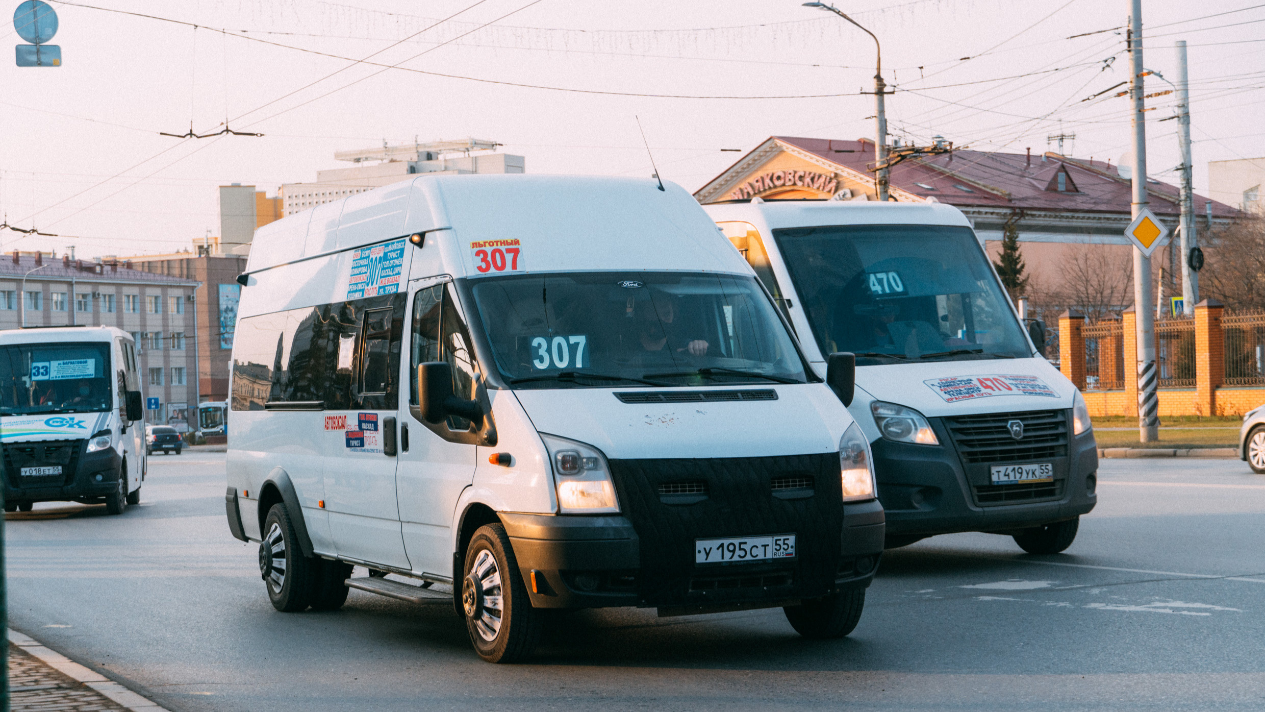«Будет дорога в ад на работу и с работы»: глава Омского транспортного союза — об изгнании маршруток из центра города