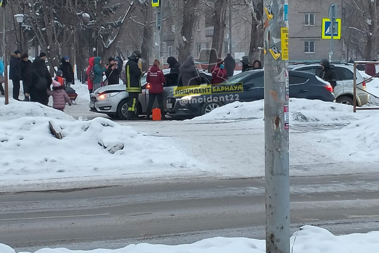 Столкновение на перекрестках