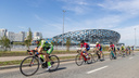 Главное — не упасть: 10 захватывающих снимков с велогонки в парке «Арена», куда съехалась толпа спортсменов