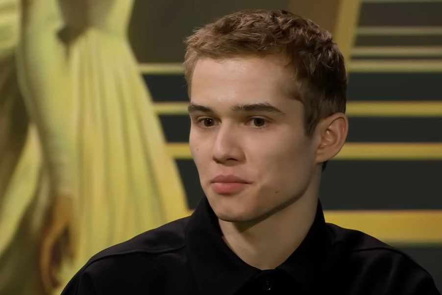 Ренни младший под куполом. Под куполом младший актер. Под куполом младший актер. Младший под. Джуниор под куполом.