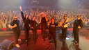 «Энергетика — искрило!»: поклонники группы «Пикник» поделились фото и видео с концерта в Магнитогорске