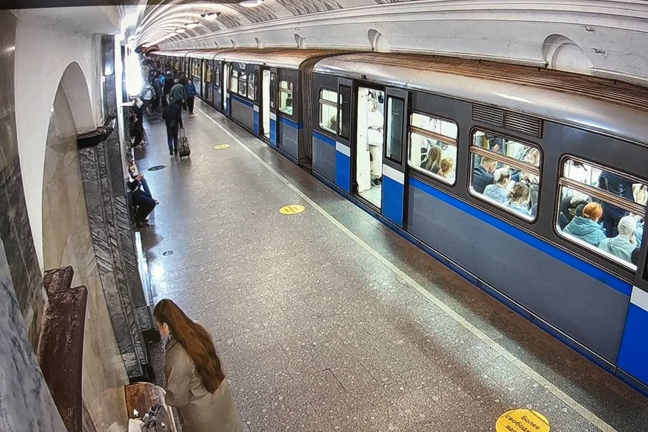 По синей ветке ехать. Тц в москве на синей ветке.