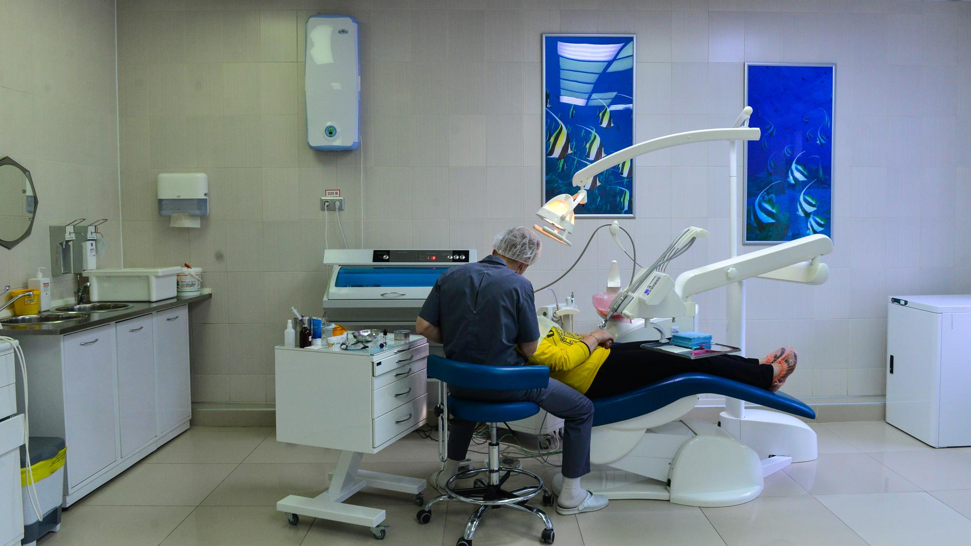«Мне сейчас нужно выжить, а остальное неважно»: пенсионерка после лечения зубов случайно обнаружила у себя гепатит С