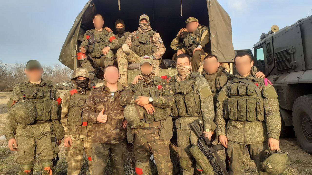 Многих армейских друзей Григория тоже нет в живых Многих армейских друзей Григория тоже нет в живых