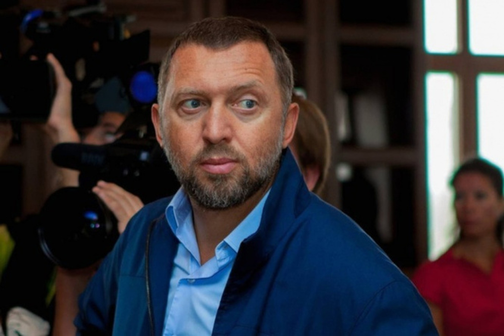 Владелец нижегородского автозавода «ГАЗ» Олег Дерипаска подал в суд на Марию Певчих