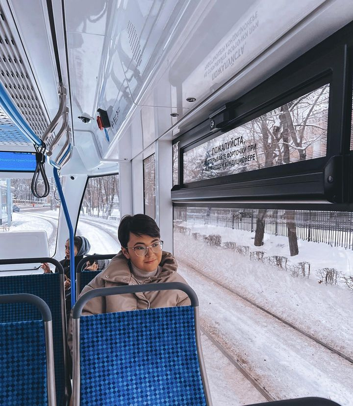 Гульнара задействовала в творческом процессе даже московский транспорт