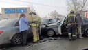 «Людей внутри зажало»: в Челябинске произошла массовая авария с пострадавшими