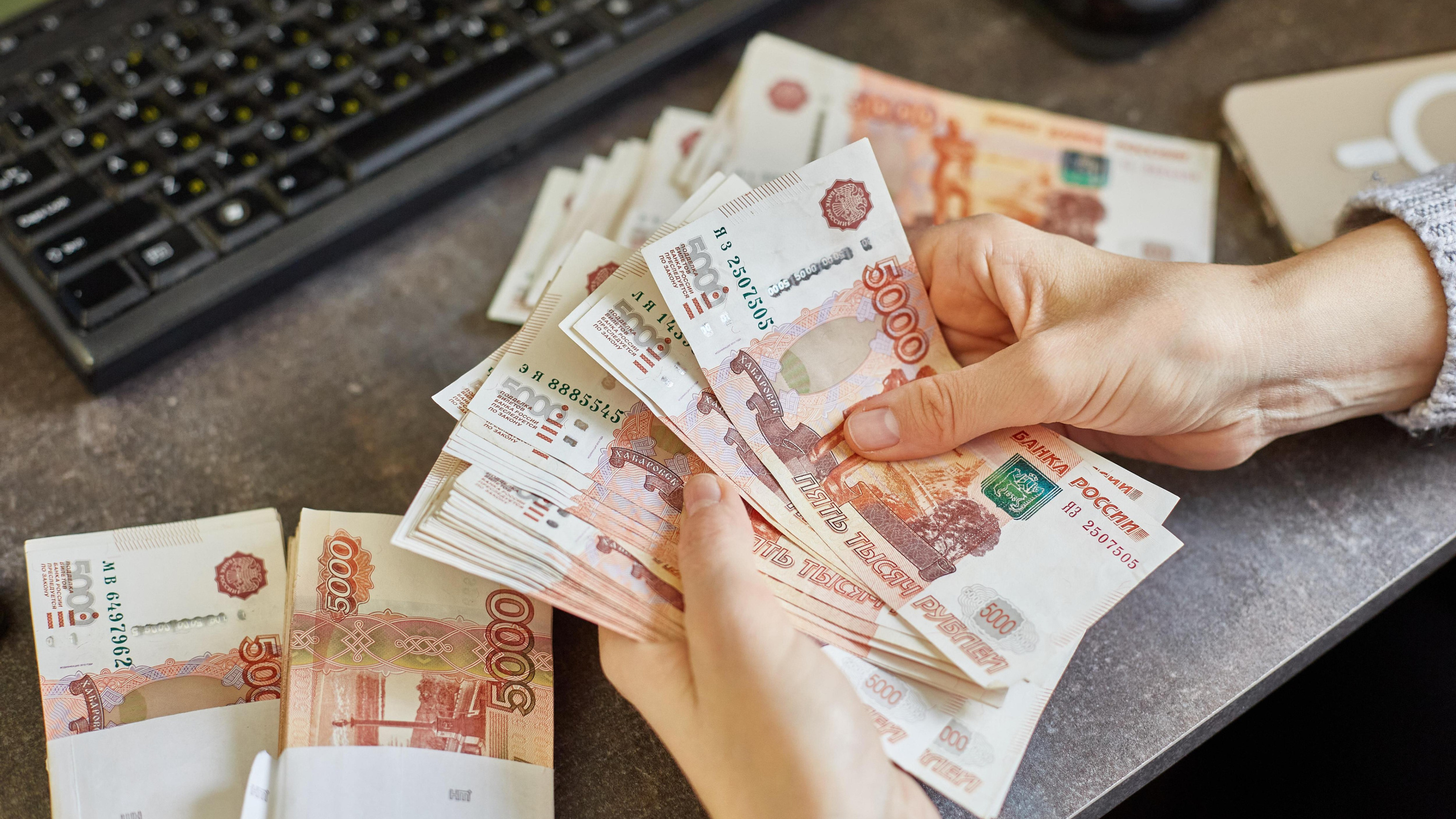 В Мурманской области выросла средняя зарплата: рейтинг высокооплачиваемых вакансий июля