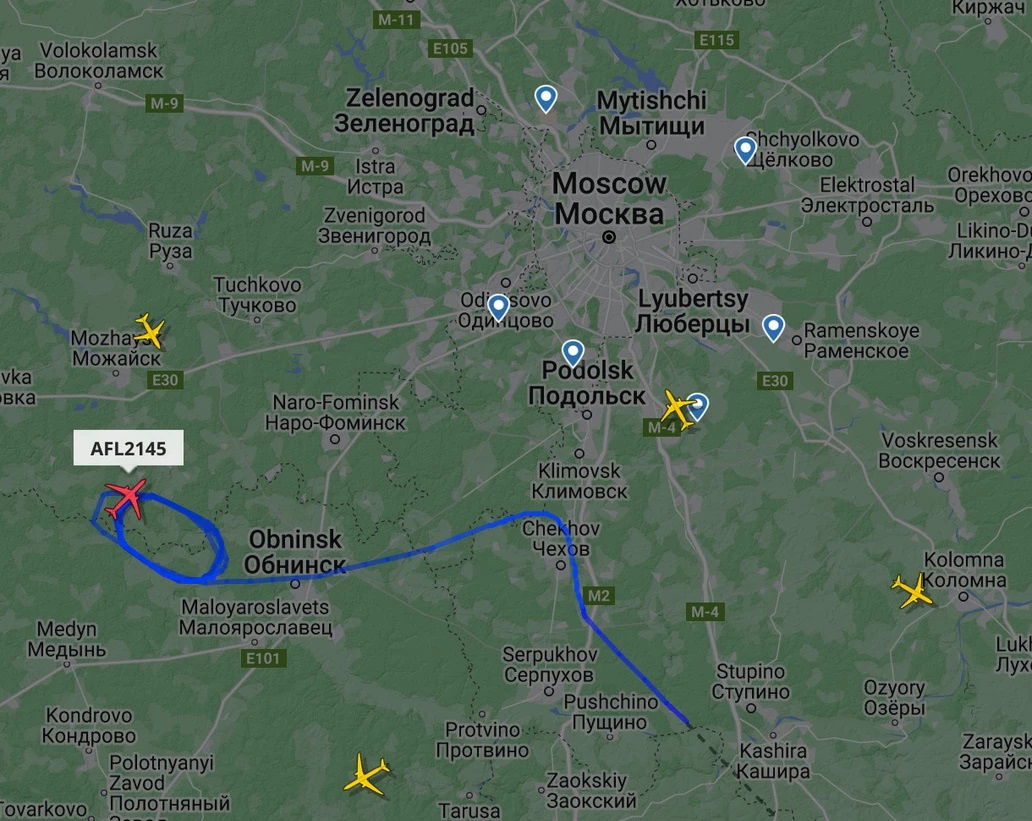 Прибывавшие борта кружили над Москвой в ожидании разрешения на посадку