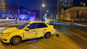 В Волгограде <nobr class="_">20-летний</nobr> водитель без прав протаранил легковушку. Два человека в больнице
