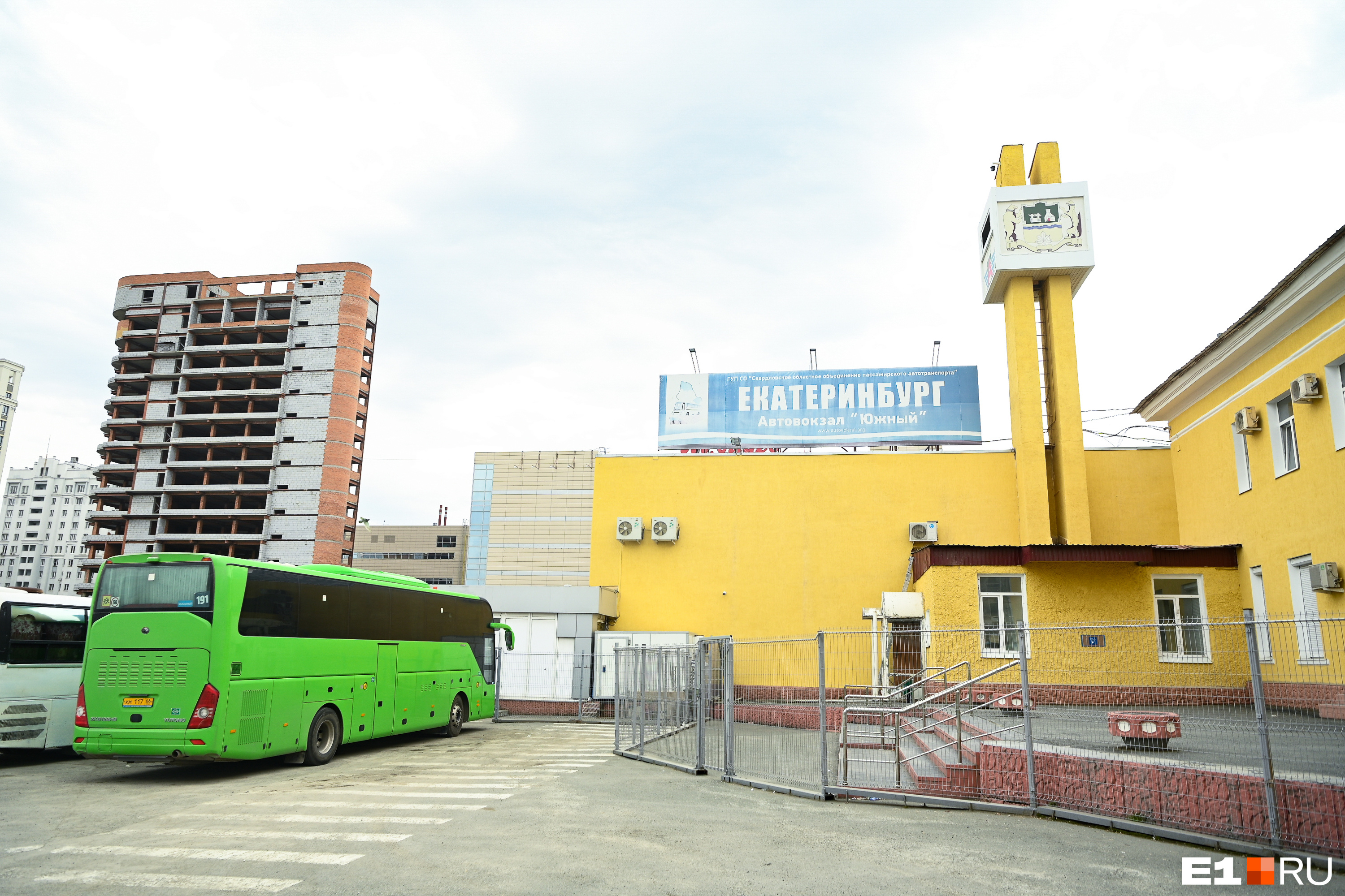 «Жизнь и безопасность прежде всего». Автобусные туры в Крым из Екатеринбурга отменили