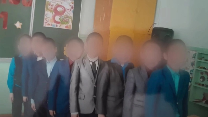 Подросткам, неделю насиловавшим 10-летнего мальчика в Тыве, вынесли приговор. Какие сроки им дали