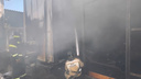 Крупный склад автозапчастей сгорел во Владивостоке: пожарные рассказали подробности