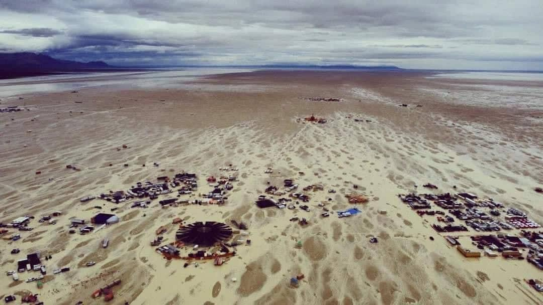 Такой пустыня была до начала Burning Man.