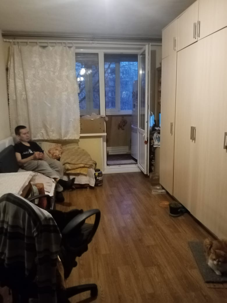 Комната, в которой сейчас живут Алена и Анатолий Комната, в которой сейчас живут Алена и Анатолий