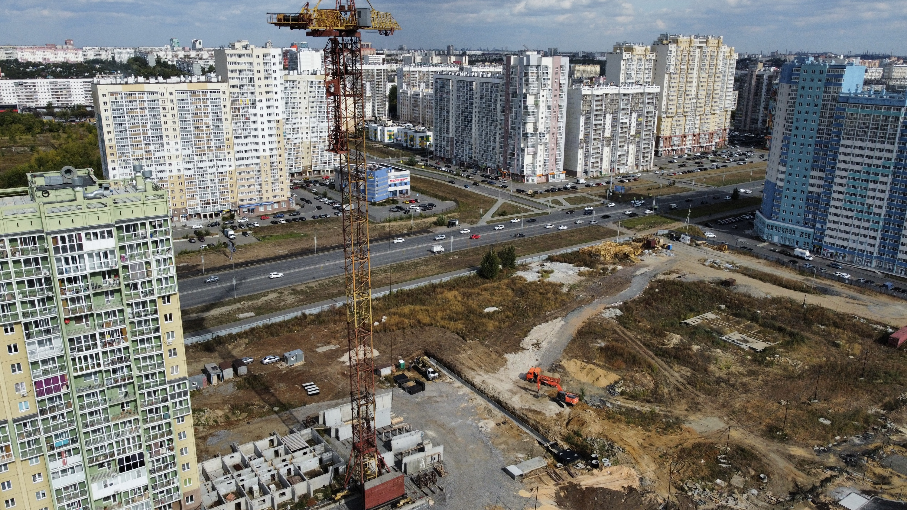 «Нам не хватает квартир»: Челябинск занял первое место в России по росту цен на жилье в новостройках