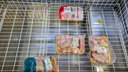 «Скоро покупатели за нее будут драться?»: в Волгограде стремительно пустеют прилавки с курицей