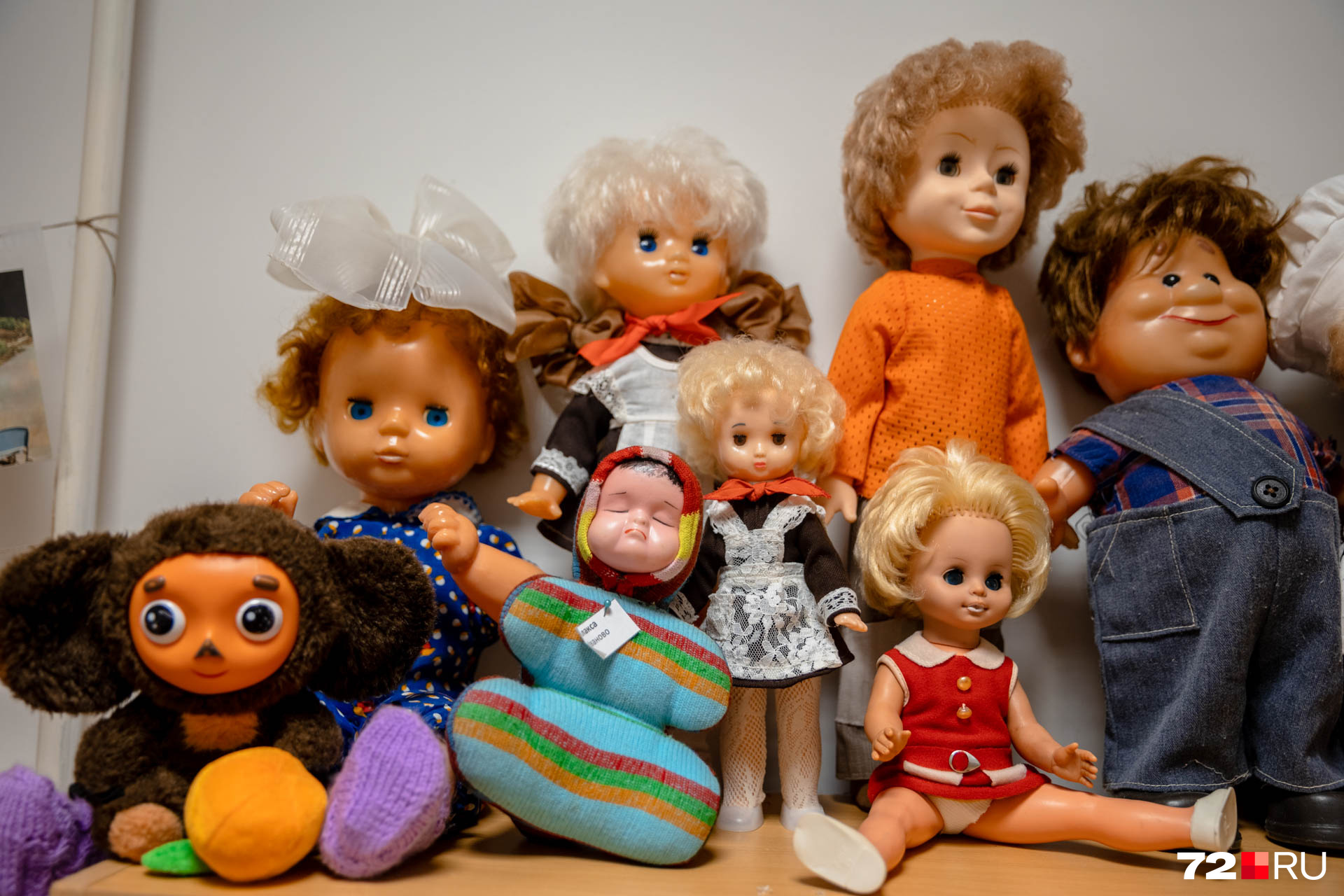 Еще немного кукол из коллекции Светланы. Признавайтесь, были у вас такие?