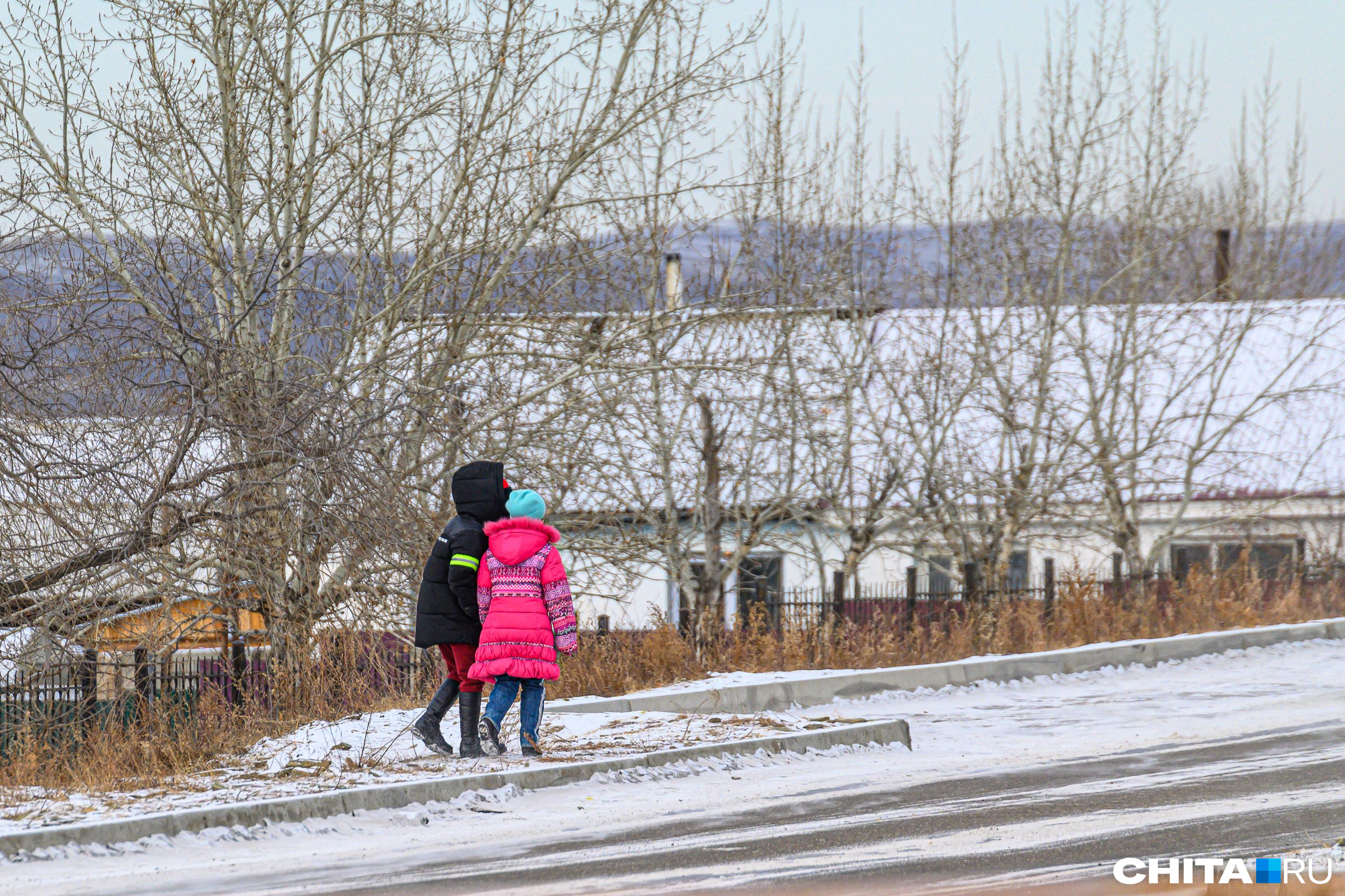 Какие школы в Чите ушли на дистанционку из-за аномальных морозов - 15  декабря 2023 - chita.ru