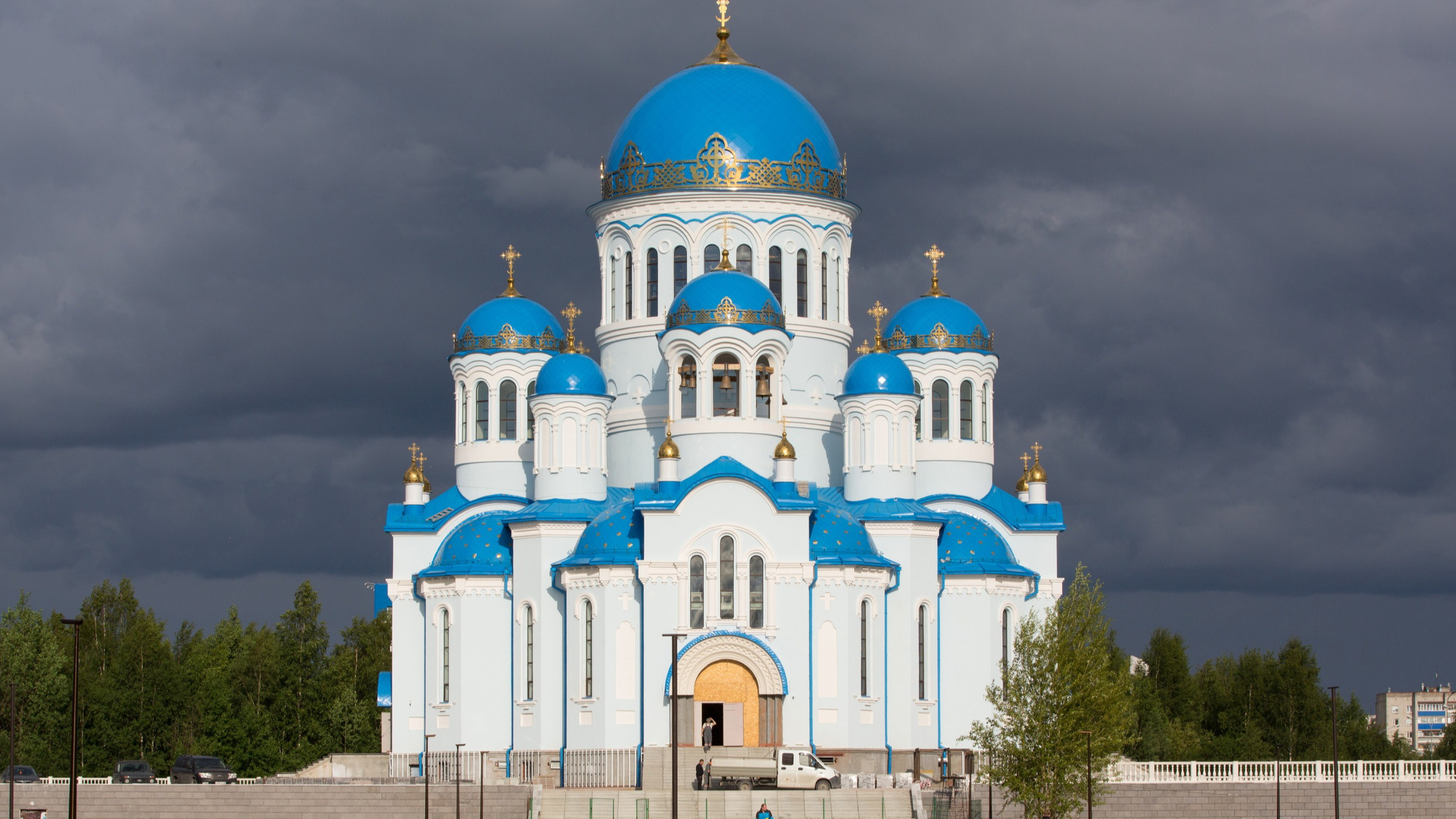 15 фактов о новом Свято-Троицком кафедральном соборе Сургута