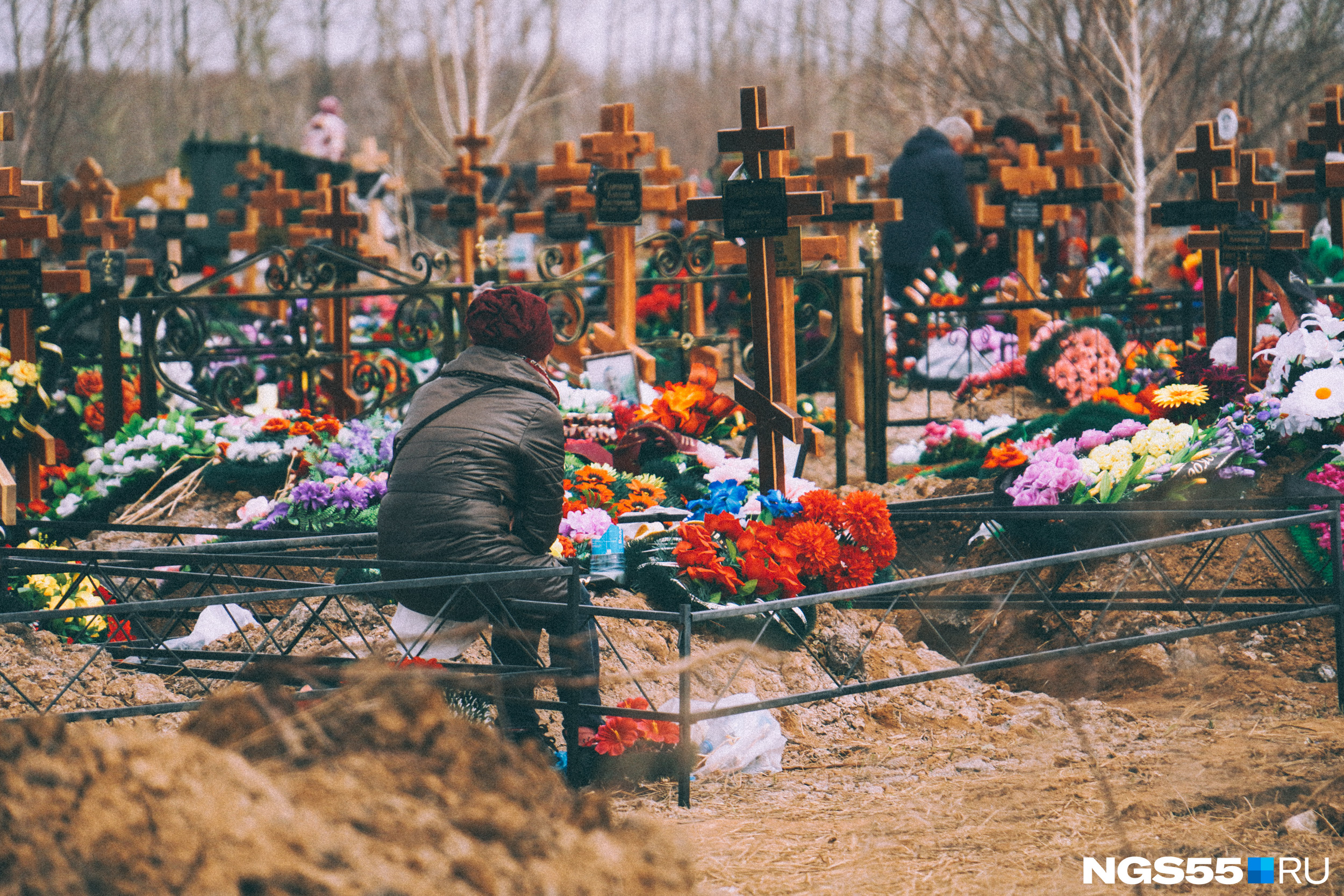 В этот день воспоминания о близких наполняли души пришедших В этот день воспоминания о близких наполняли души пришедших