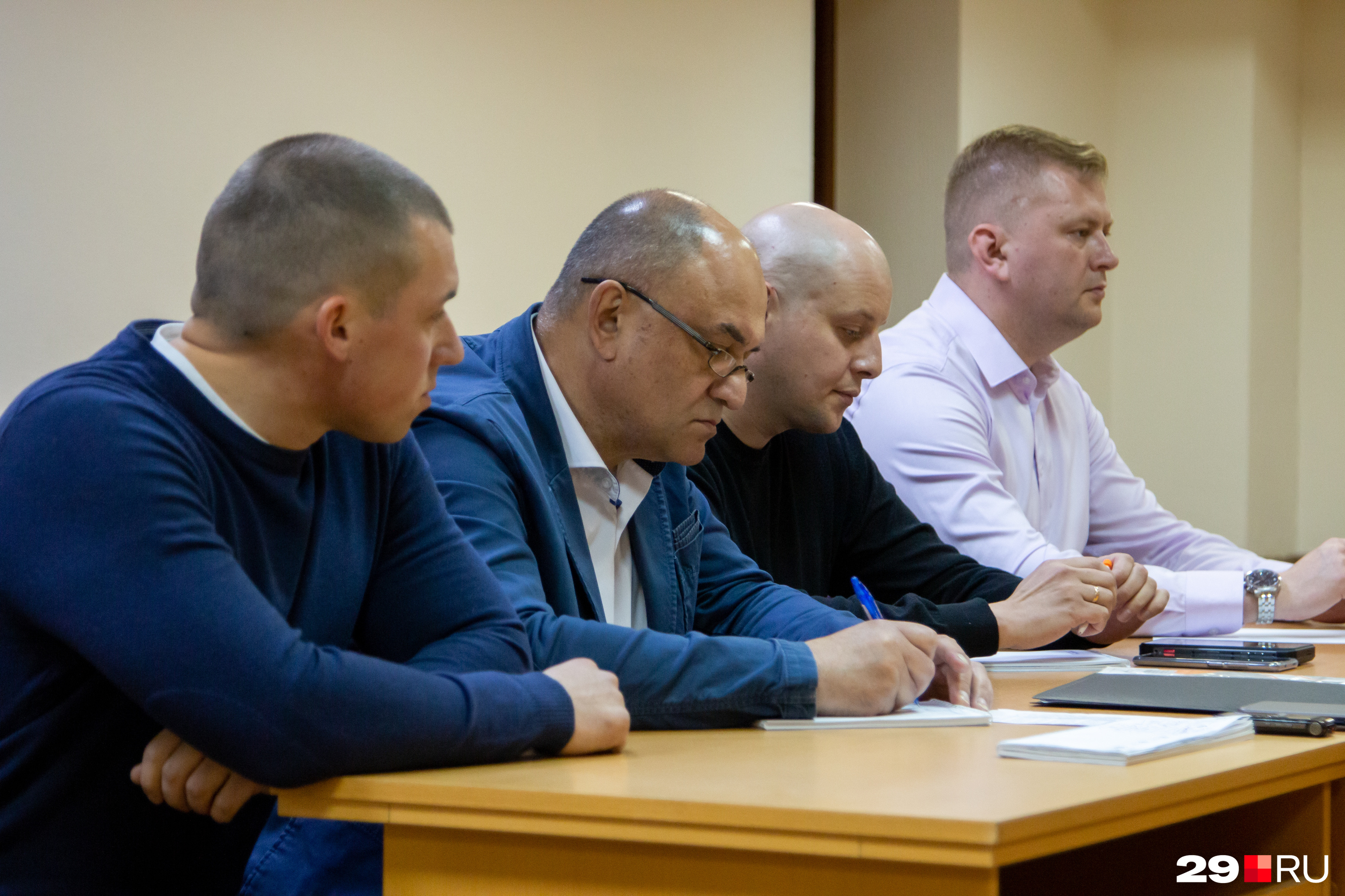 Александр Овсянников, адвокат Марк Астахов, Дмитрий Гришин, и адвокат Дмитрий Вирюжский