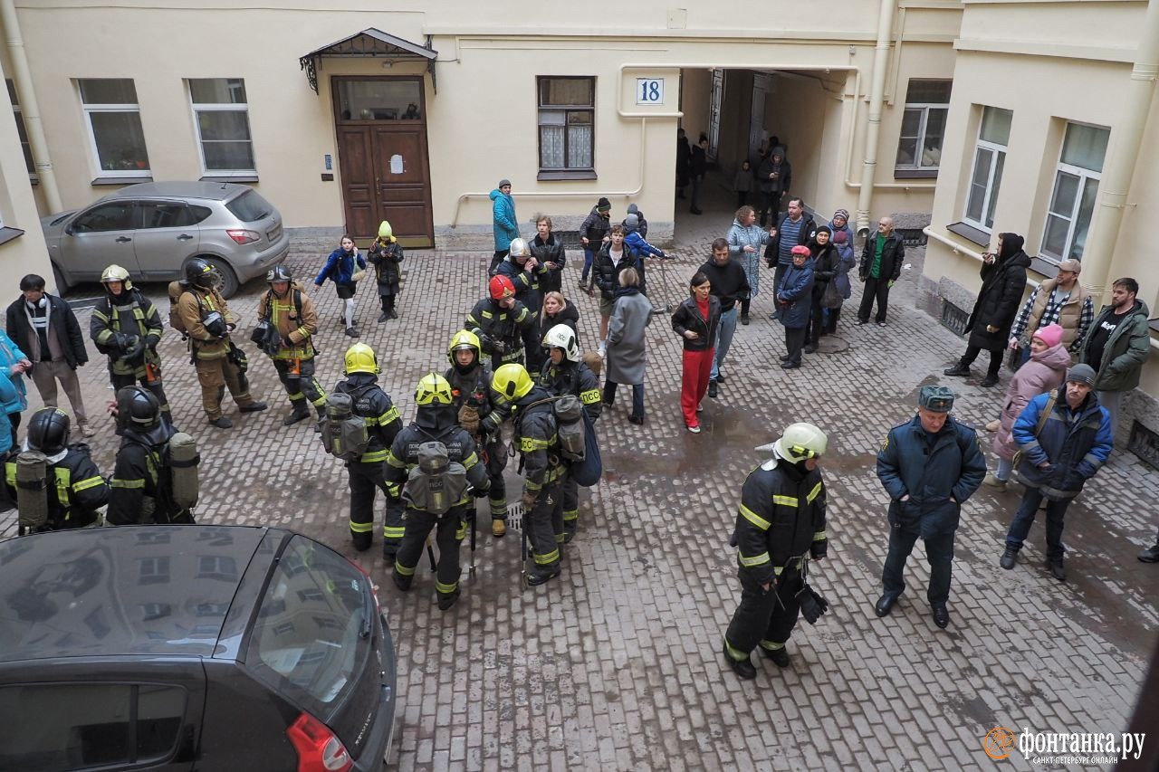 Два человека пострадали при пожаре в квартире на улице Лизы Чайкиной в  Петроградском районе - 13 марта 2024 - ФОНТАНКА.ру