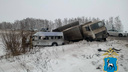 Выбило все окна: на трассе в Самарской области грузовик протаранил автобус
