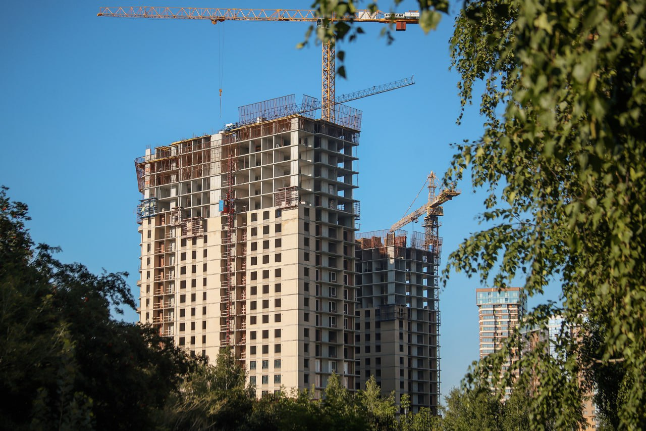 Сакура парк квартиры. ЖК Сакура парк. Сакура парк Новосибирск фото строительства. Новосибирск ул Ипподромская Сакура парк. Сакура парк 3 комнатная квартира фото.
