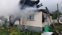 «Услышали хлопок, и что-то заискрило»: в Архангельской области во время грозы загорелся дом