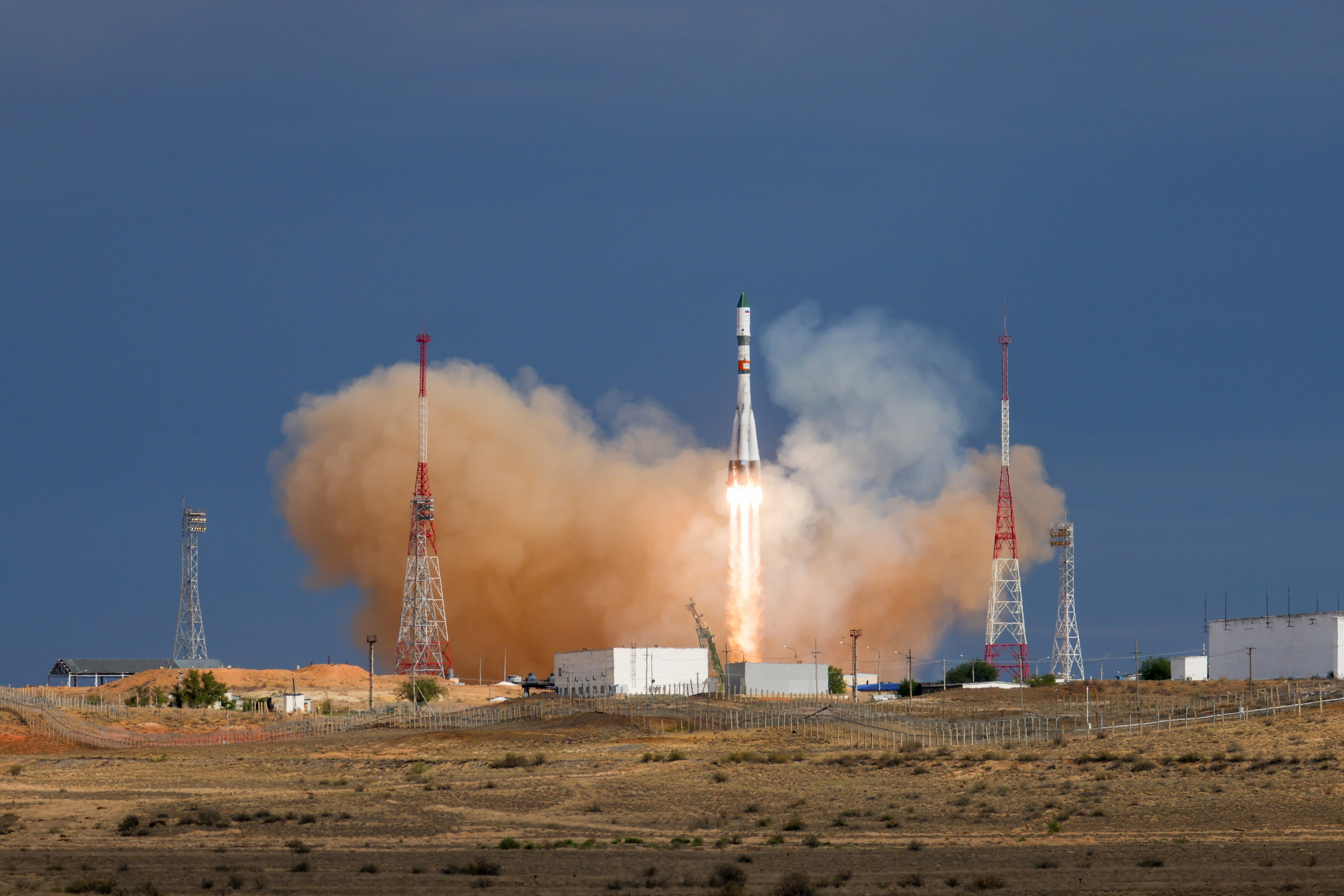 «Прогресс МС-28» отправился в космос. Фото и видео старта ракеты «Союз-2.1а»