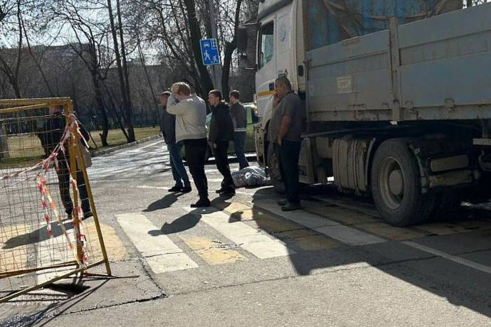 На обочине дороги - смотреть русское порно видео бесплатно