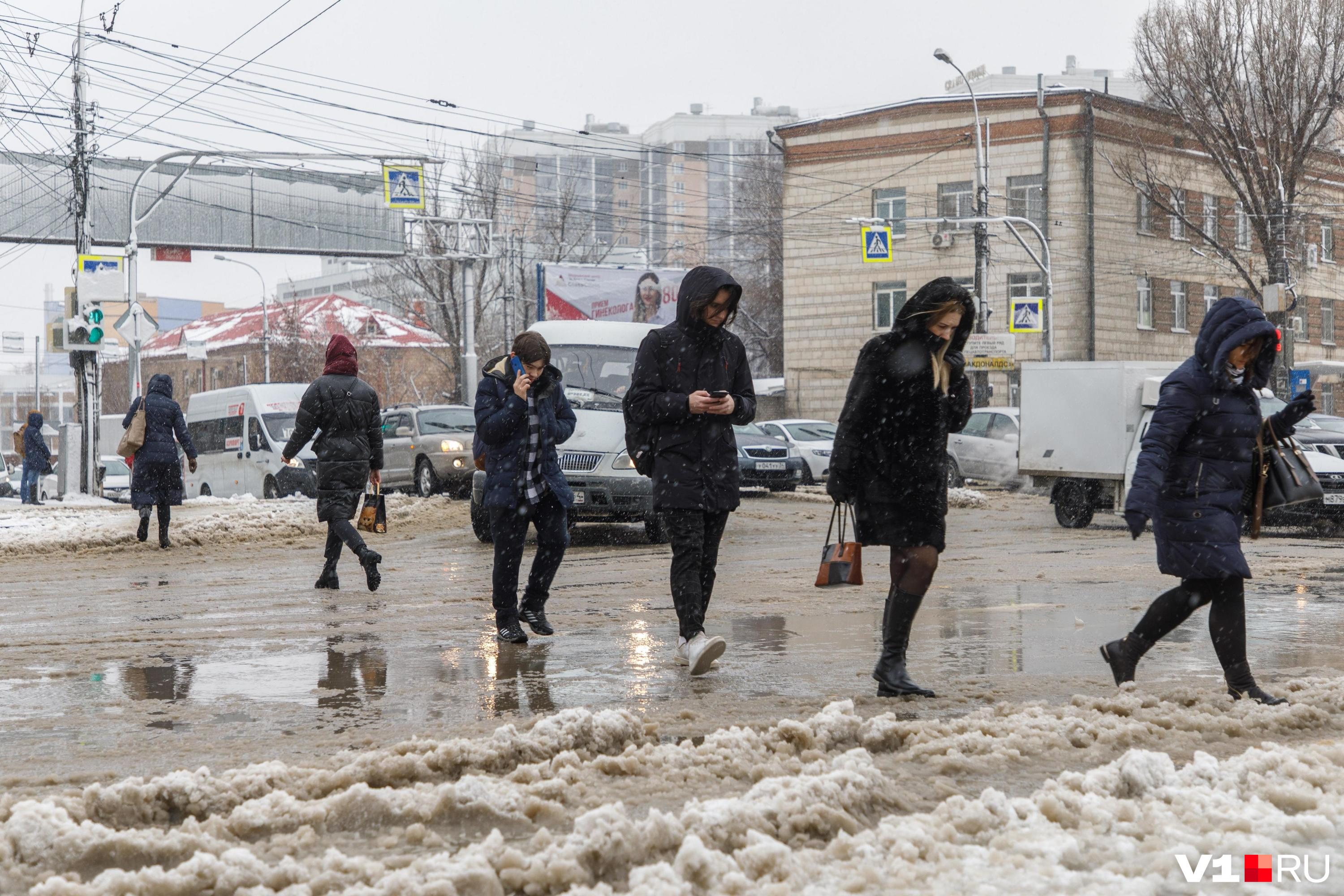 Лёд 3 дата выхода. Как вести себя зимой на льду. Какого выходит лед 3. Какого выходит лед 3. Правила поведения на льду зимой.