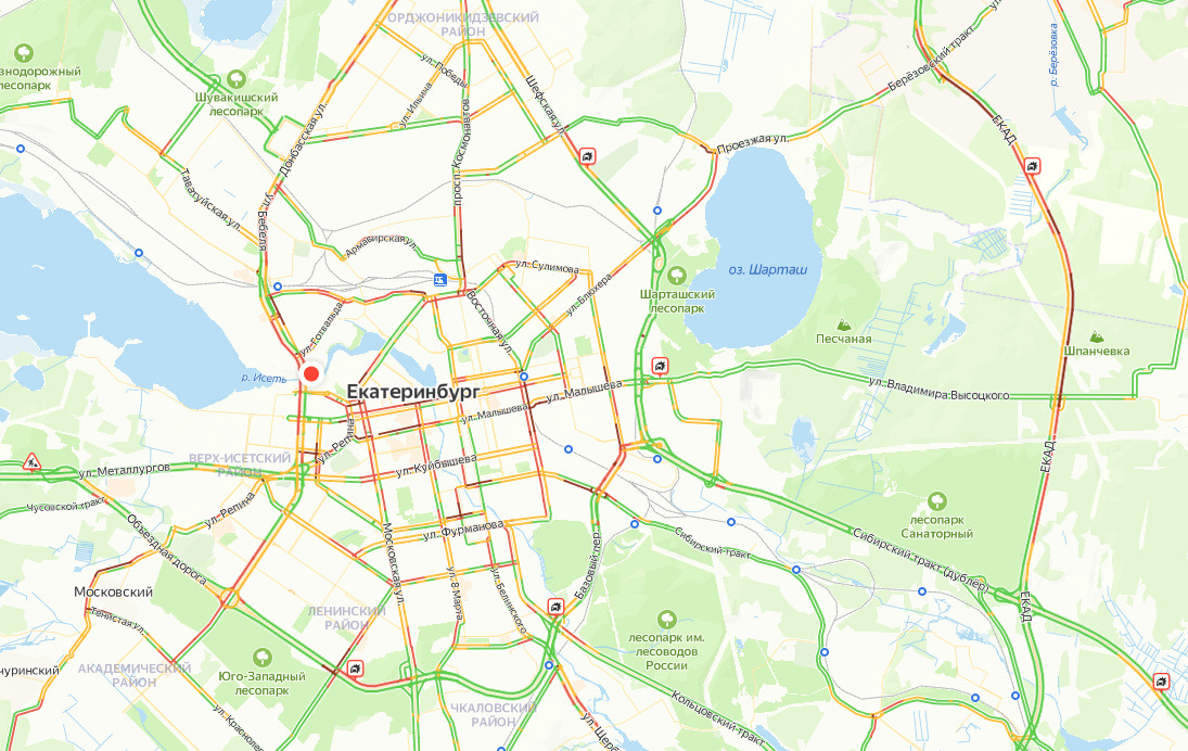 Пообри екатеринбург. Автомобильная пробка. Автомобили в пробке. Екатеринбург почему пробка. Пробки екатеринбург.