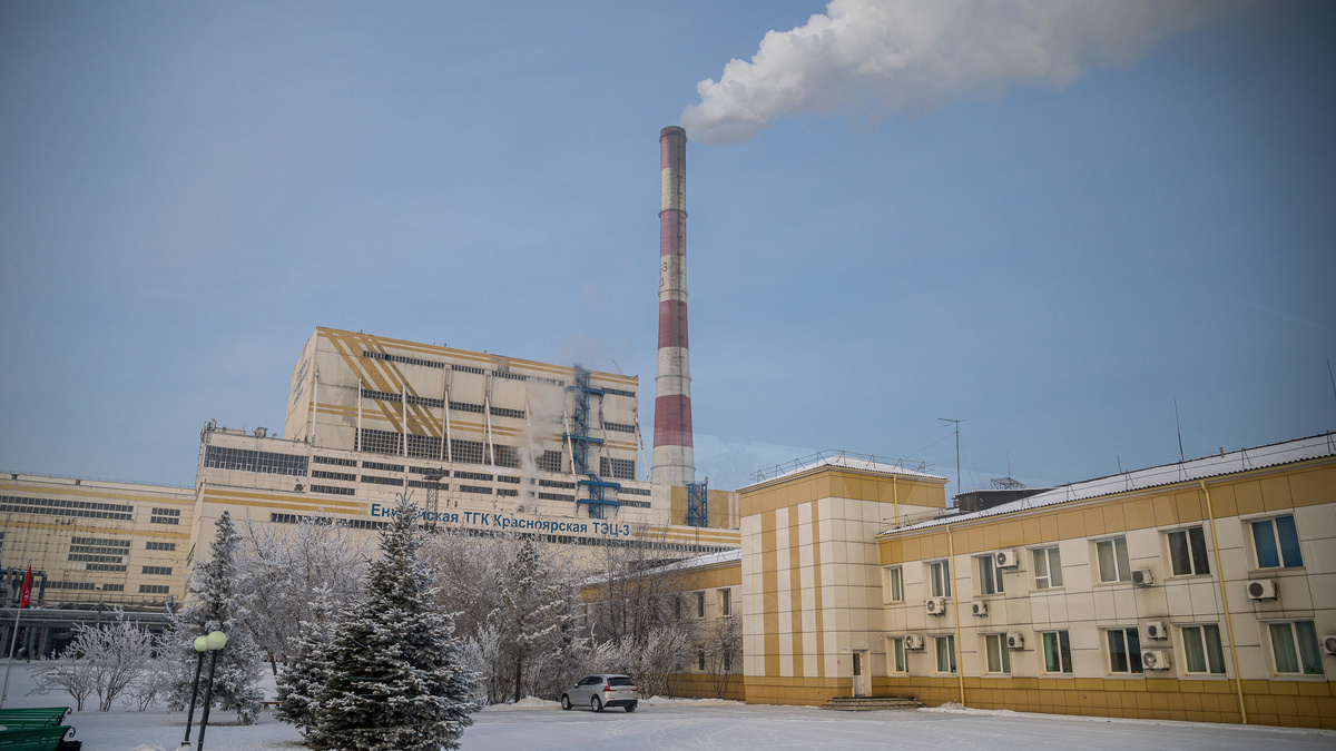 ТЭЦ-3 оштрафовали на 260 тысяч рублей за четырехкратные выбросы в Красноярске. Что в них нашли кроме сажи?