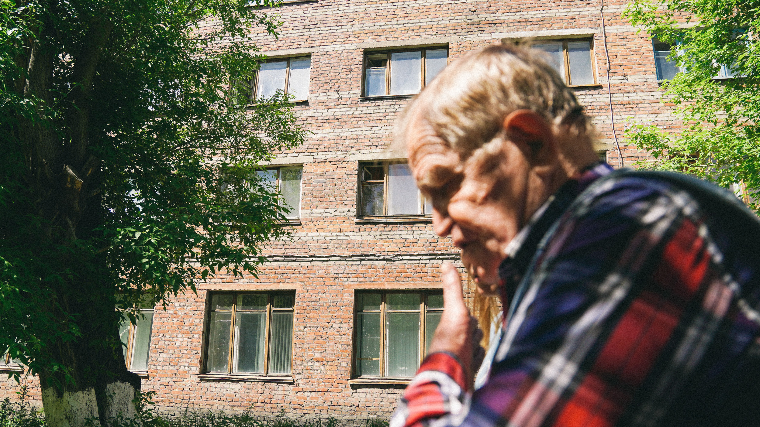 Дождался собственного жилья в 78 лет: история омского сироты, который всю жизнь скитался по общагам и съемным квартирам