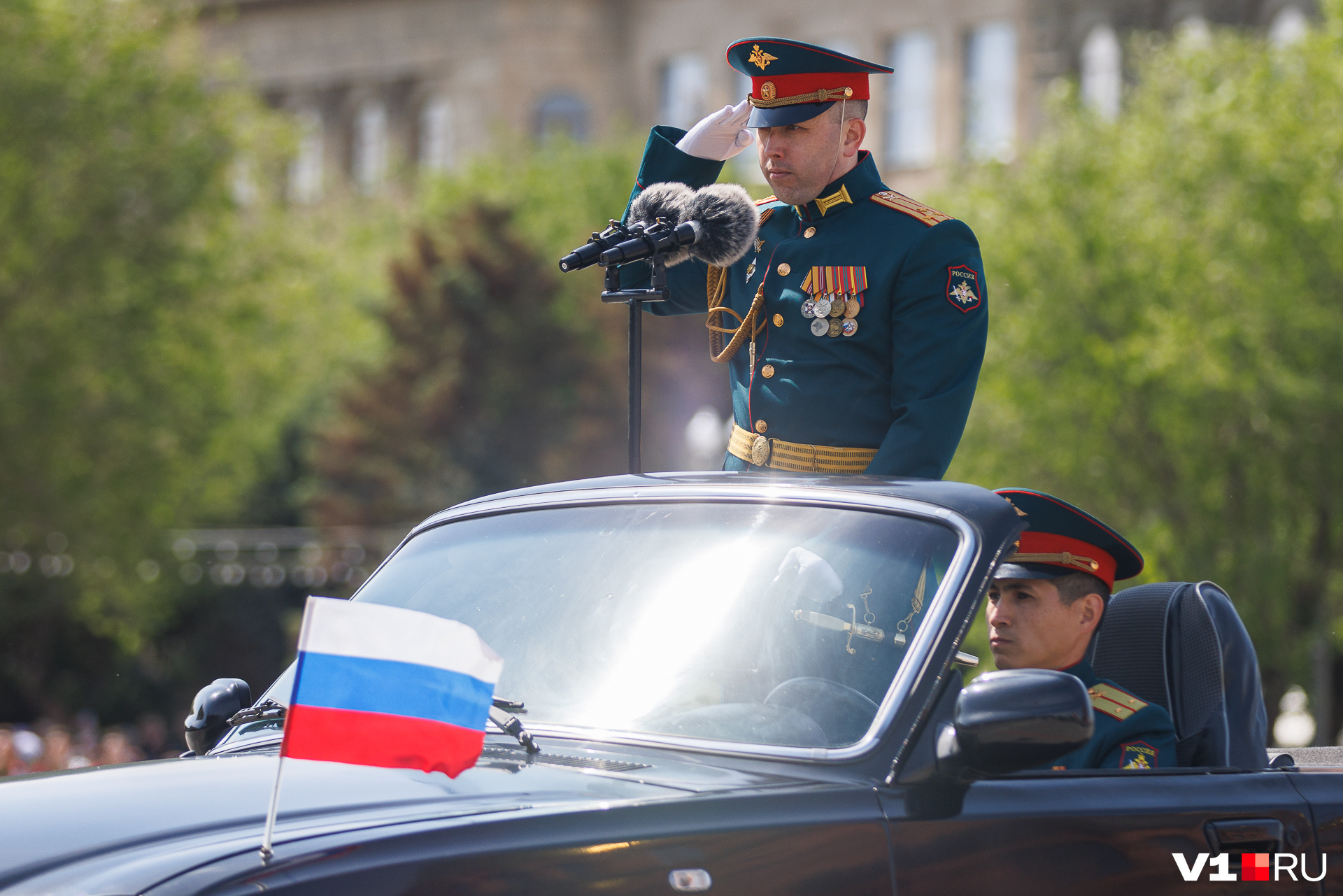 Командующий парадом победы