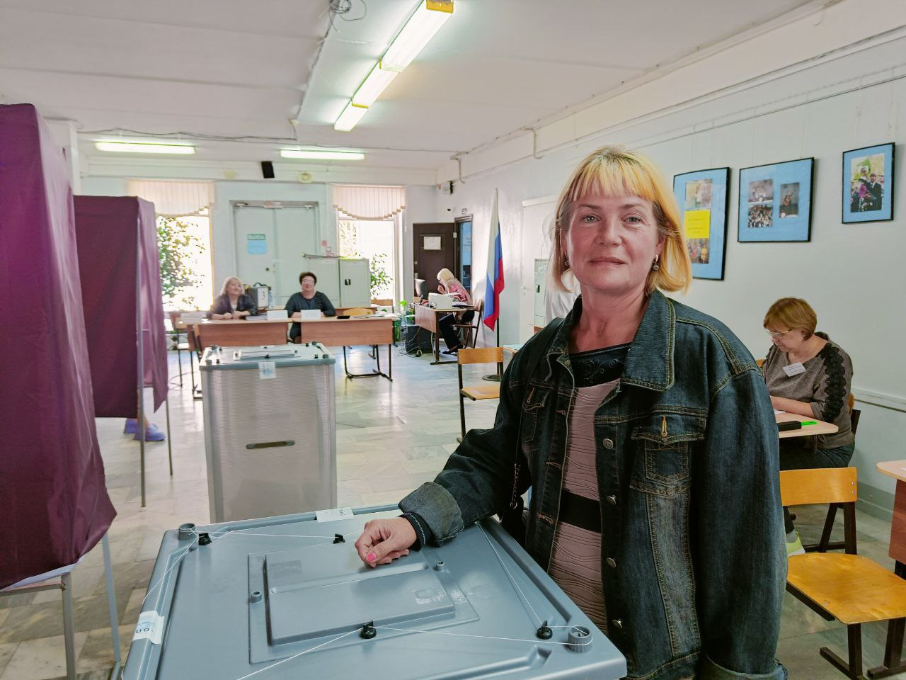 Жительница 3а квартала пришла на выборы в одиночестве